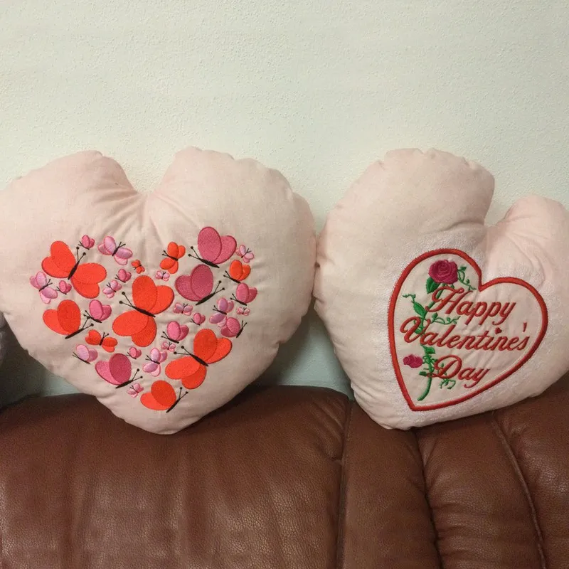 Výrobky z našej dielne, Vankúšiky - Dekoračný vankúšik srdiečko ružový - Šťastný Valentín