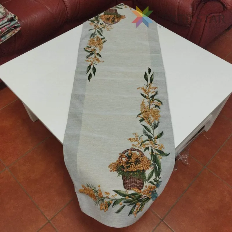 Dekoračné obrusy, behúne, Bytový textil a dekorácie - Gobelínový behúň na stôl 45x140 Jarabina