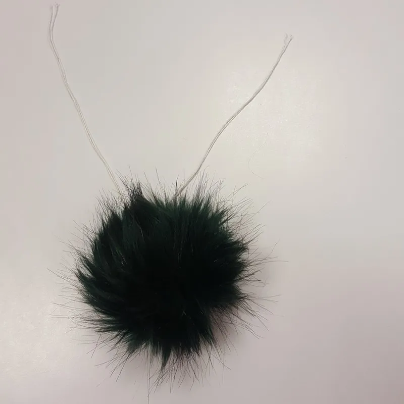 Galantéria, Brmbolce - Kožušinový brmbolec na čiapku 12 cm -zelená